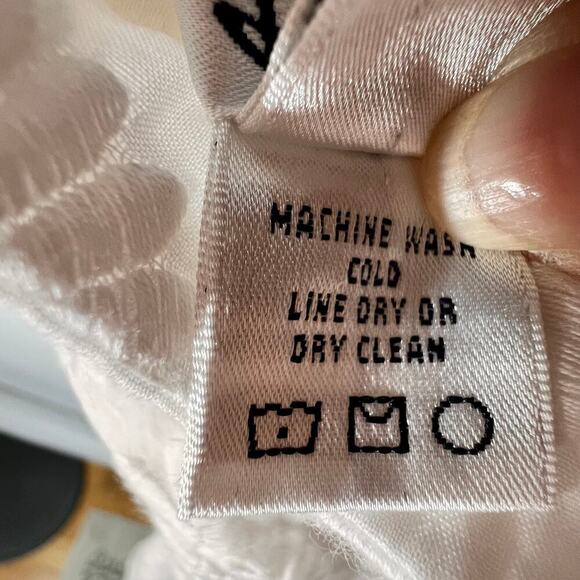 Lilly Pulitzer White Halter Eyelet Dress Resort Coastal Preppy Summer Size 2 - Picture 7 of 8